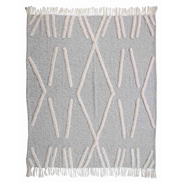 Homeroots 50" X 60" Black and Gray Woven Cotton Geometric Throw Blanket with Fringe 516541 - main