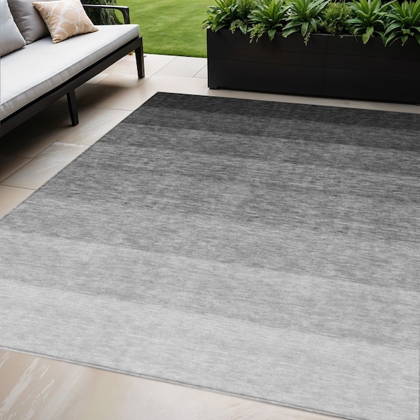 Homeroots 5' X 8' Black And Ivory Ombre Washable Indoor Outdoor Area Rug 595788 - main