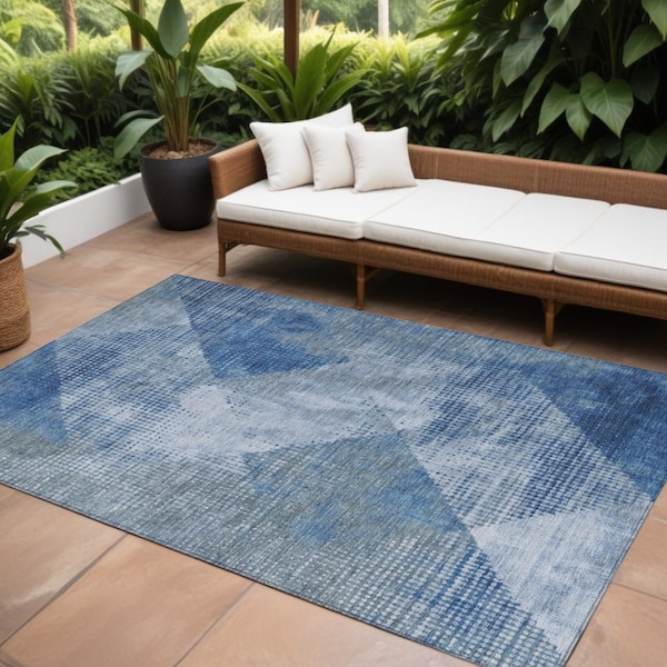 Homeroots 8' X 10' Blue And Gray Geometric Washable Indoor Outdoor Area Rug 602836 - main