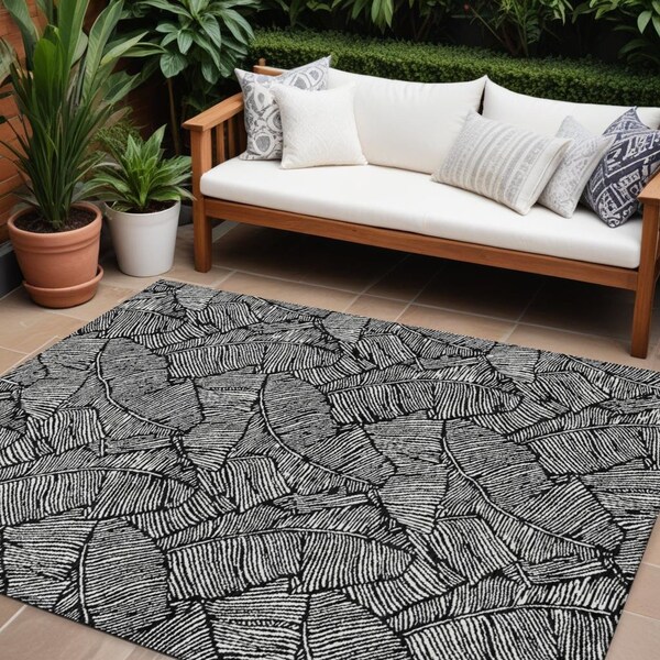 Homeroots 8' X 10' Black And Ivory Floral Washable Indoor Outdoor Area Rug 594608 - main