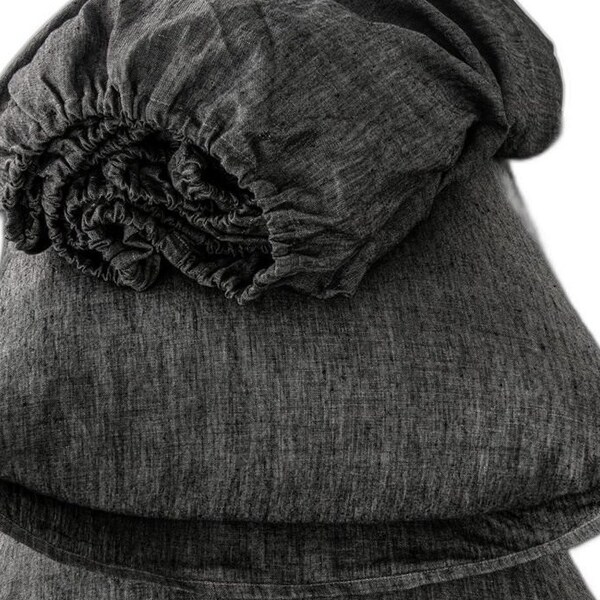 Homeroots Four Piece Onyx Linen Sheet Set 520723 - main