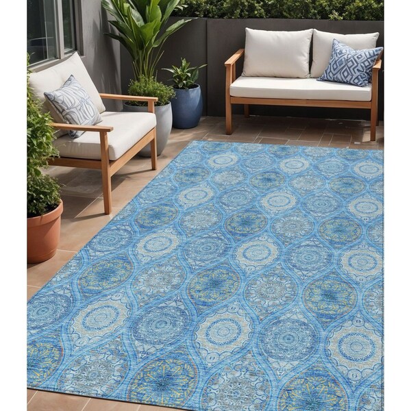 Homeroots 5' X 8' Denim Blue Sky Blue And Ivory Floral Medallion Washable Indoor Outdoor Area Rug 614582 - main