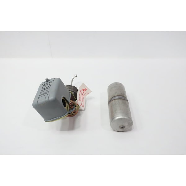 Square D FLOAT SWITCH 575V-AC 9037HG33 - main