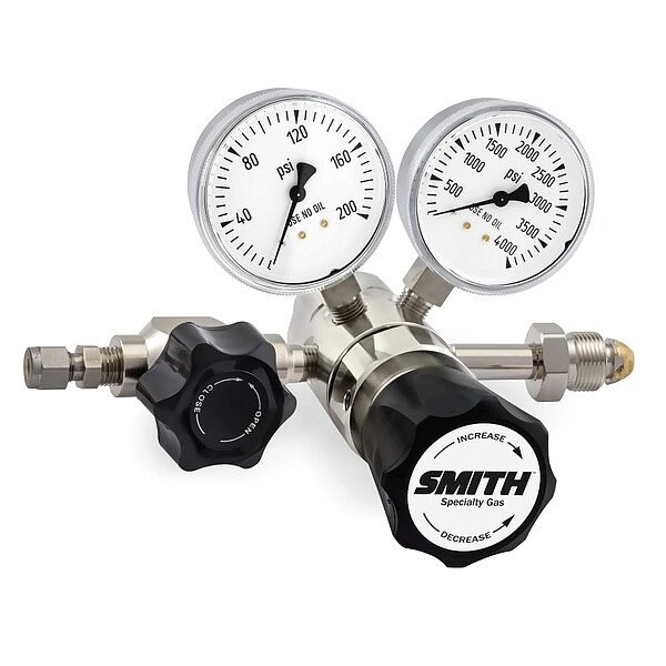 Smith Equipment High Purity Gas Regulator, Industrial Air, Two Stage, 0.965"-14 Inlet, 1/4 in Outlet, 0 to 100 psi 622-03100000 - main