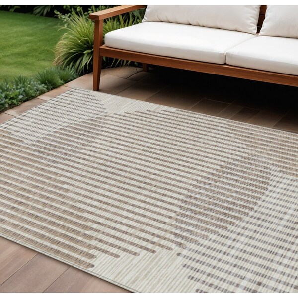 Homeroots 8' X 10' Beige And Ivory Geometric Washable Indoor Outdoor Area Rug 597604 - main