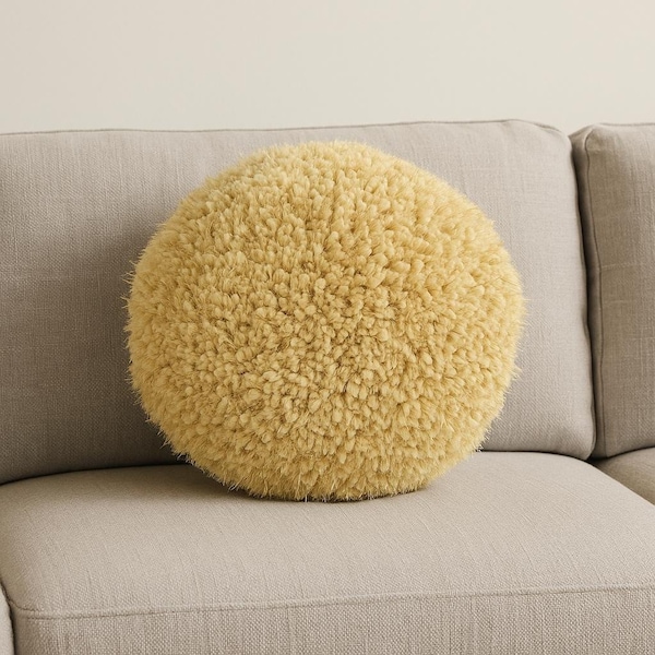 Homeroots 14" X 14" Yellow Round Shag Throw Pillow 528001 - main