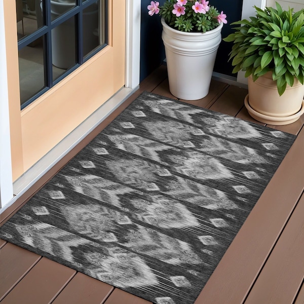 Homeroots 3' X 5' Black Charcoal And Silver Southwestern Washable Indoor Outdoor Area Rug 587800 - main
