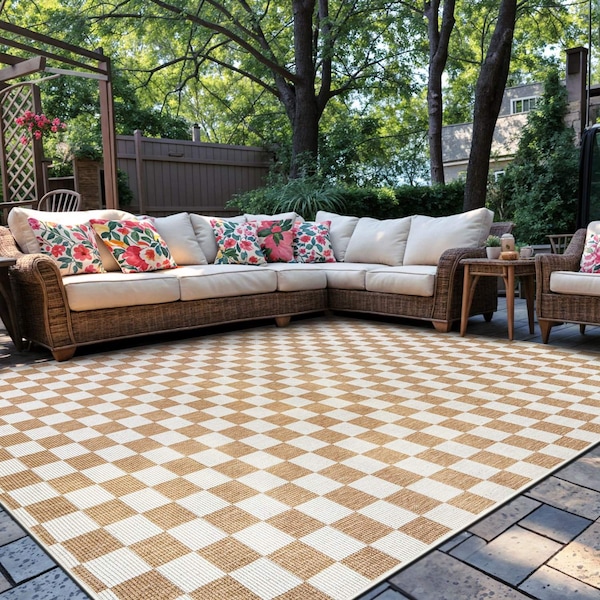 World Rug Gallery Contemporary Checkered Weather Resistant Reversible Indoor/Outdoor Rug 7 ft 10 in x 10 ft Natural WR114NATURAL8X10 - main