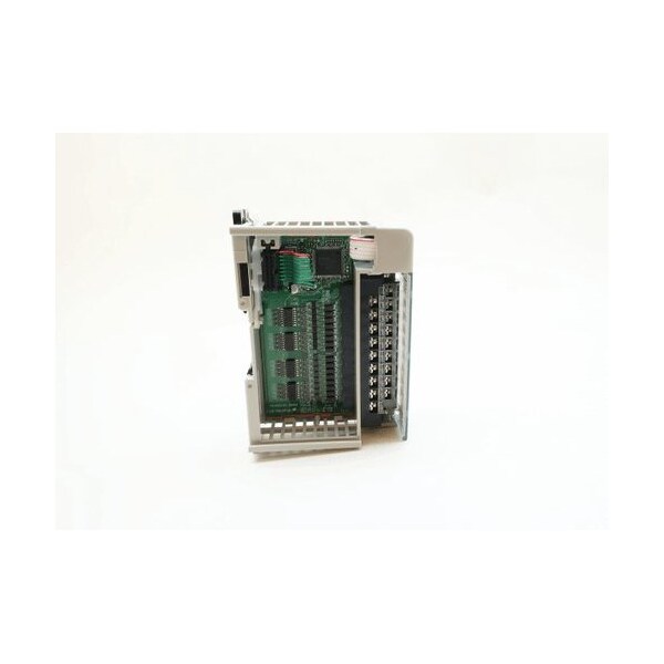 Allen Bradley COMPACT I/O OUTPUT MODULE SER B 1769-OB16 - main