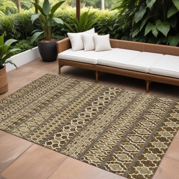 Homeroots 9' X 12' Brown And Taupe Quatrefoil Washable Indoor Outdoor Area Rug 583238 - main