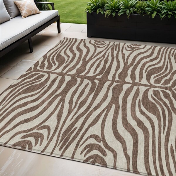 Homeroots 5' X 8' Brown And Beige Animal Print Washable Indoor Outdoor Area Rug 600595 - main