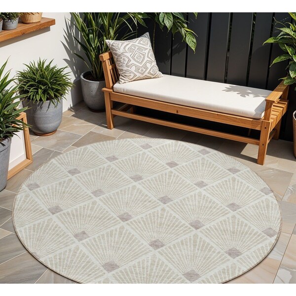 Homeroots 8' Beige And Ivory Round Geometric Washable Indoor Outdoor Area Rug 594679 - main