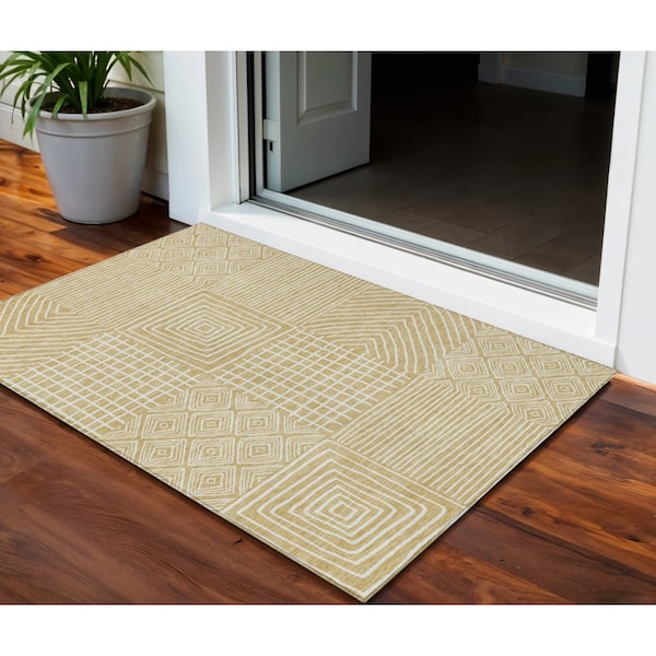 Homeroots 3' X 5' Wheat And Ivory Geometric Washable Indoor Outdoor Area Rug 600786 - main