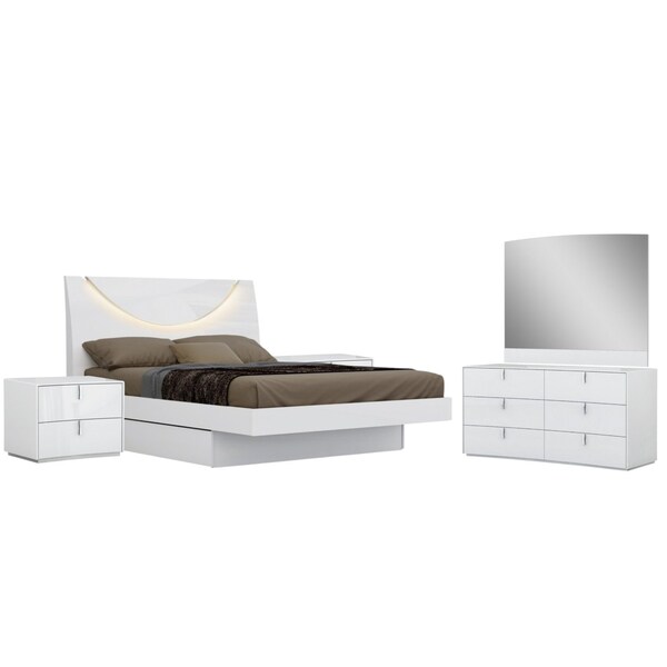 Homeroots Four Piece White Solid and Manufactured Wood Bedroom Set With Mirror 366261 - main