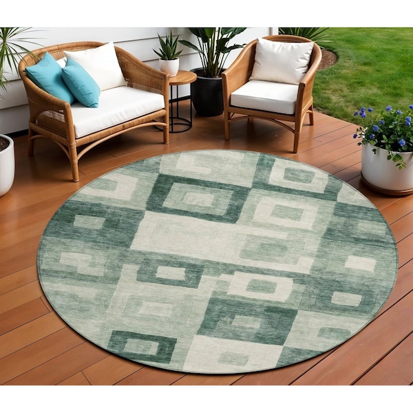 Homeroots 8' Green And Ivory Round Geometric Washable Indoor Outdoor Area Rug 605033 - main
