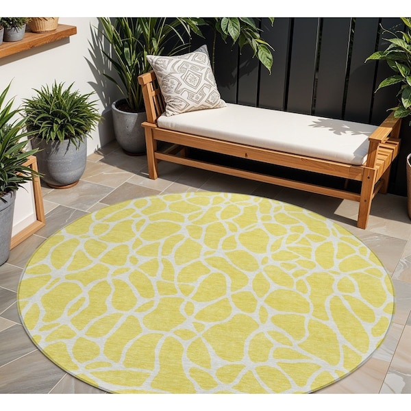 Homeroots 8' Yellow And Ivory Round Geometric Washable Indoor Outdoor Area Rug 599324 - main