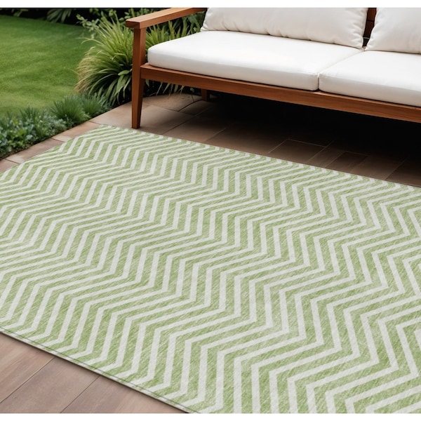 Homeroots 10' X 14' Artichoke Green And Ivory Chevron Washable Indoor Outdoor Area Rug 596236 - main