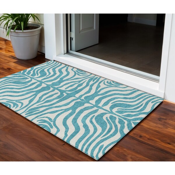 Homeroots 3' X 5' Teal Blue And Ivory Animal Print Washable Indoor Outdoor Area Rug 600660 - main