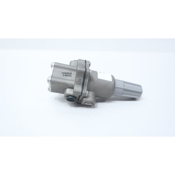 Fisher PRESSURE PNEUMATIC REGULATOR 1/4IN NPT 400PSI 0-150PSI 67CSR - main