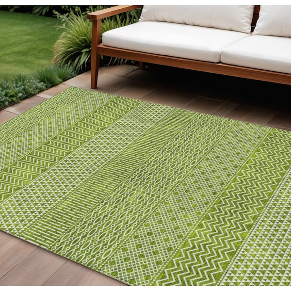Homeroots 10' X 14' Lime Green And Ivory Chevron Washable Indoor Outdoor Area Rug 612279 - main