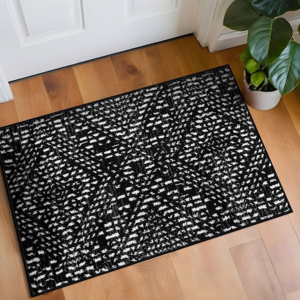 World Rug Gallery Tribal Pattern Area Rug 2 ft x 3 ft Black WR141BLACK2X3 - main