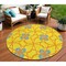 Homeroots 8' Yellow And Teal Blue Round Geometric Washable Indoor Outdoor Area Rug 613454 - alternate 1