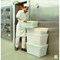 Rubbermaid Commercial FOOD/TOTE BOX 21.5 GALLON SMFG350100WHT - alternate 6
