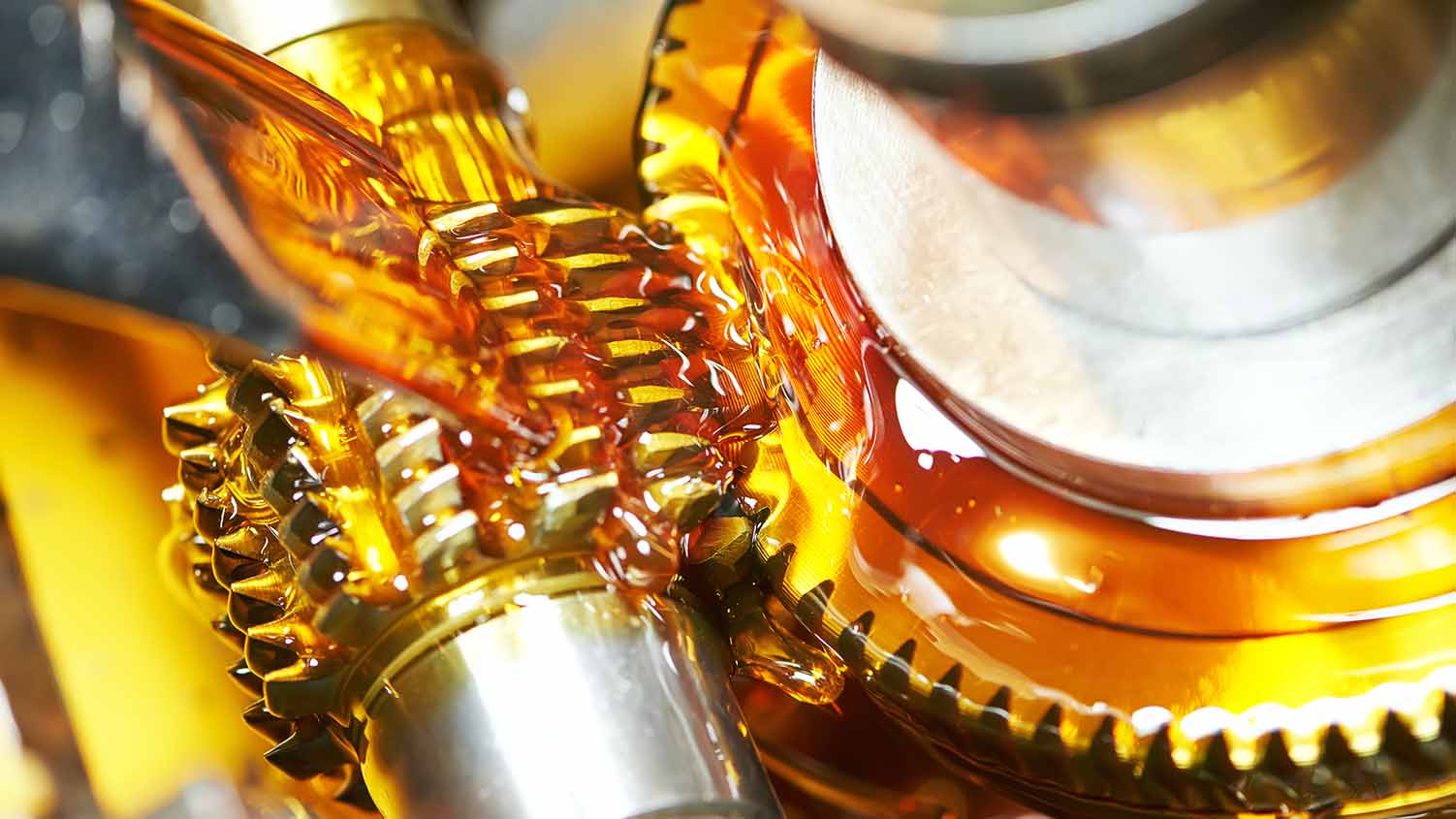 Choose the Right Lubricating Oil for Your Machine Tools